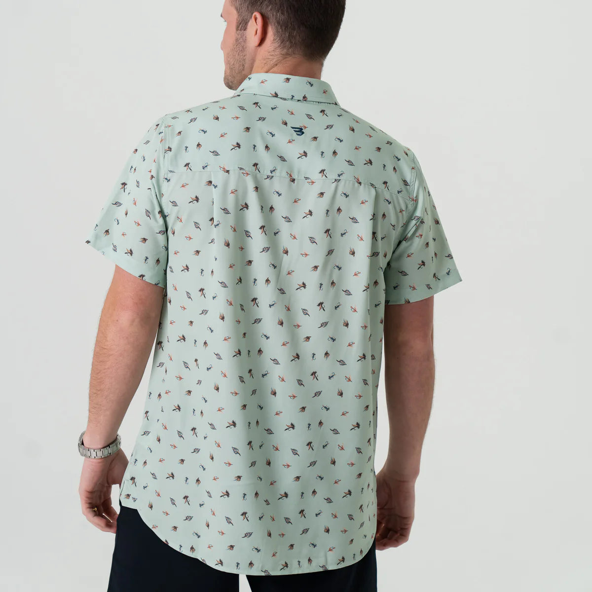 Tying Flies Button Up